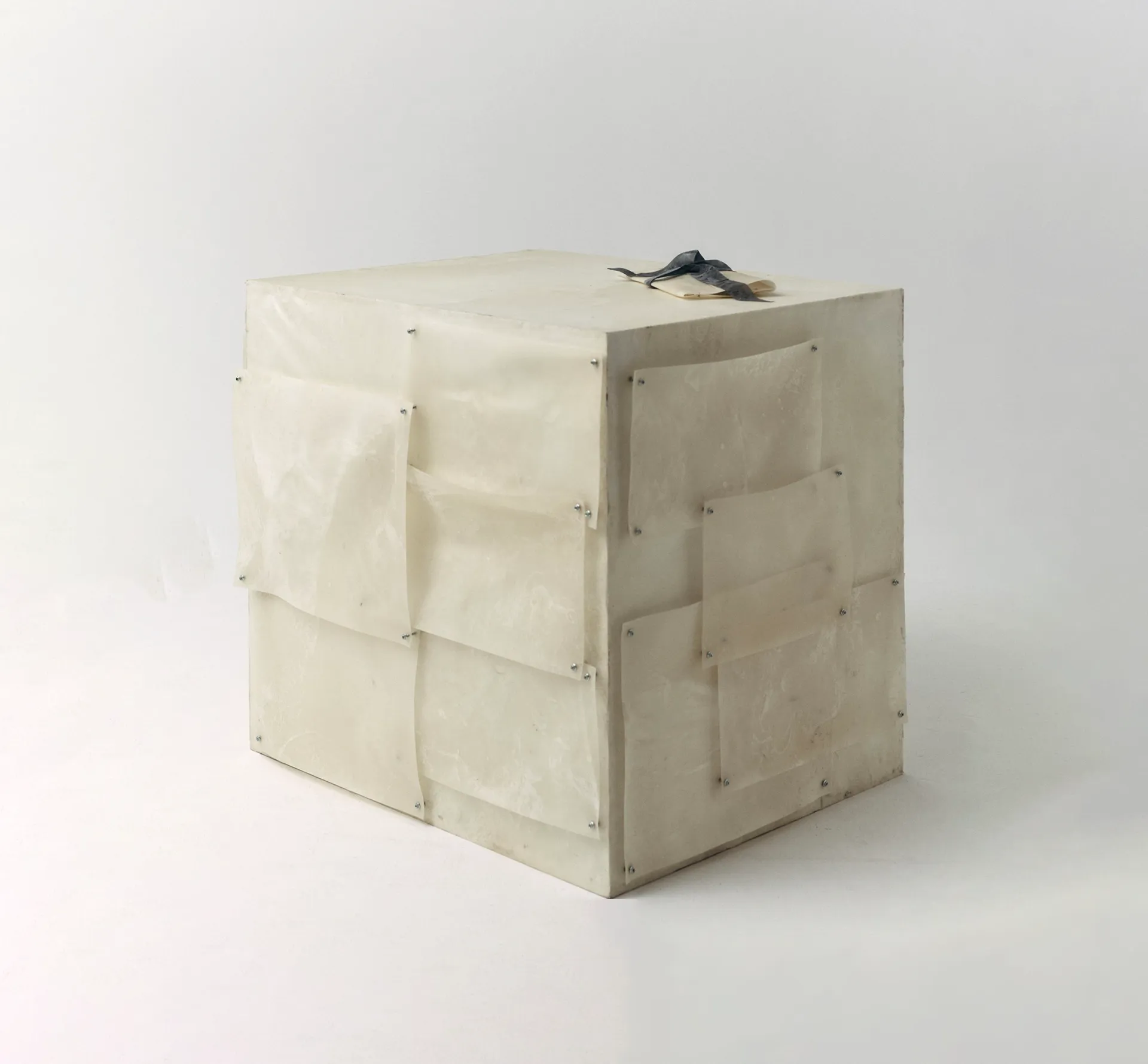 esoteric and beautiful - Calvin Klein packaging made from bio-materials