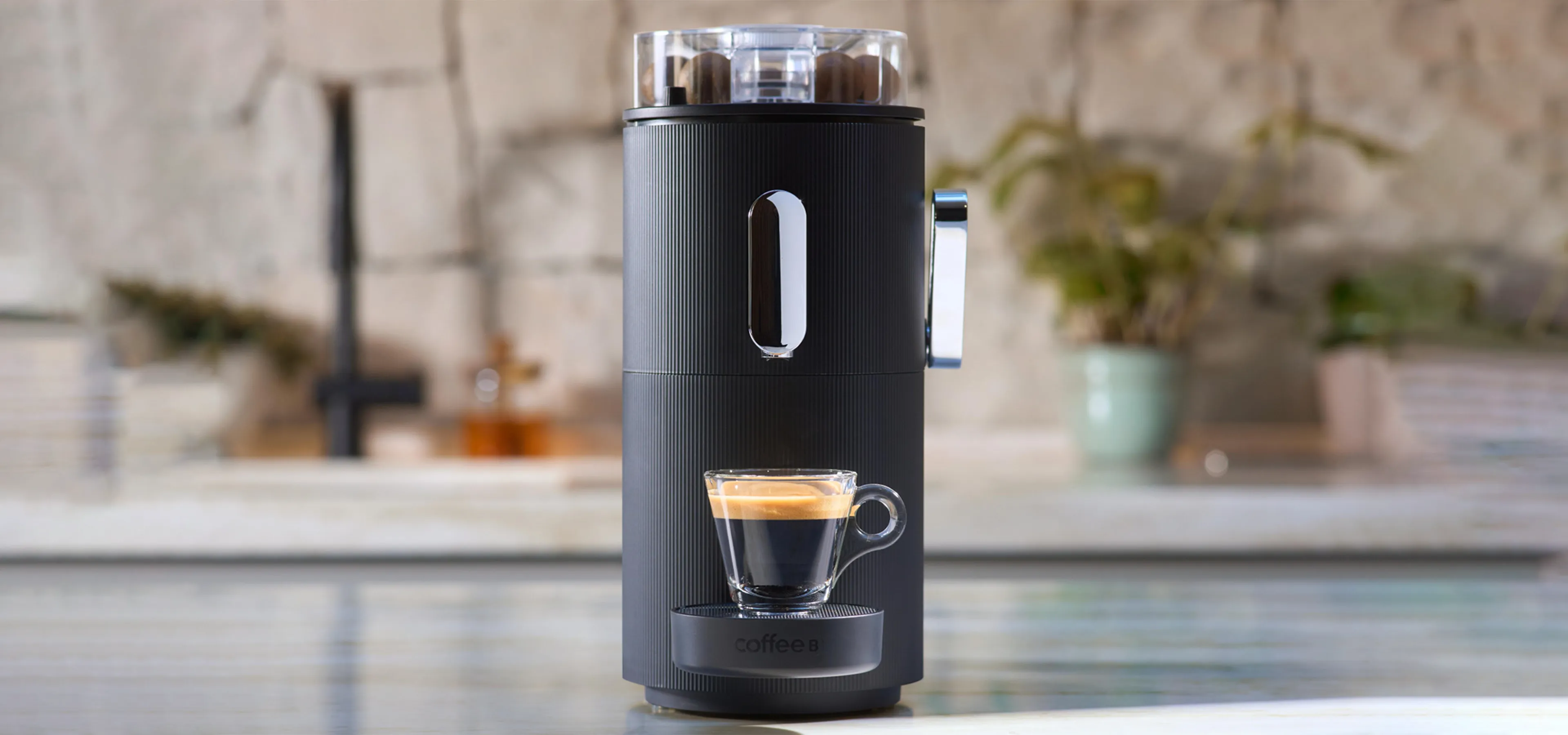 CoffeeB machine uses coffee balls rather than pods