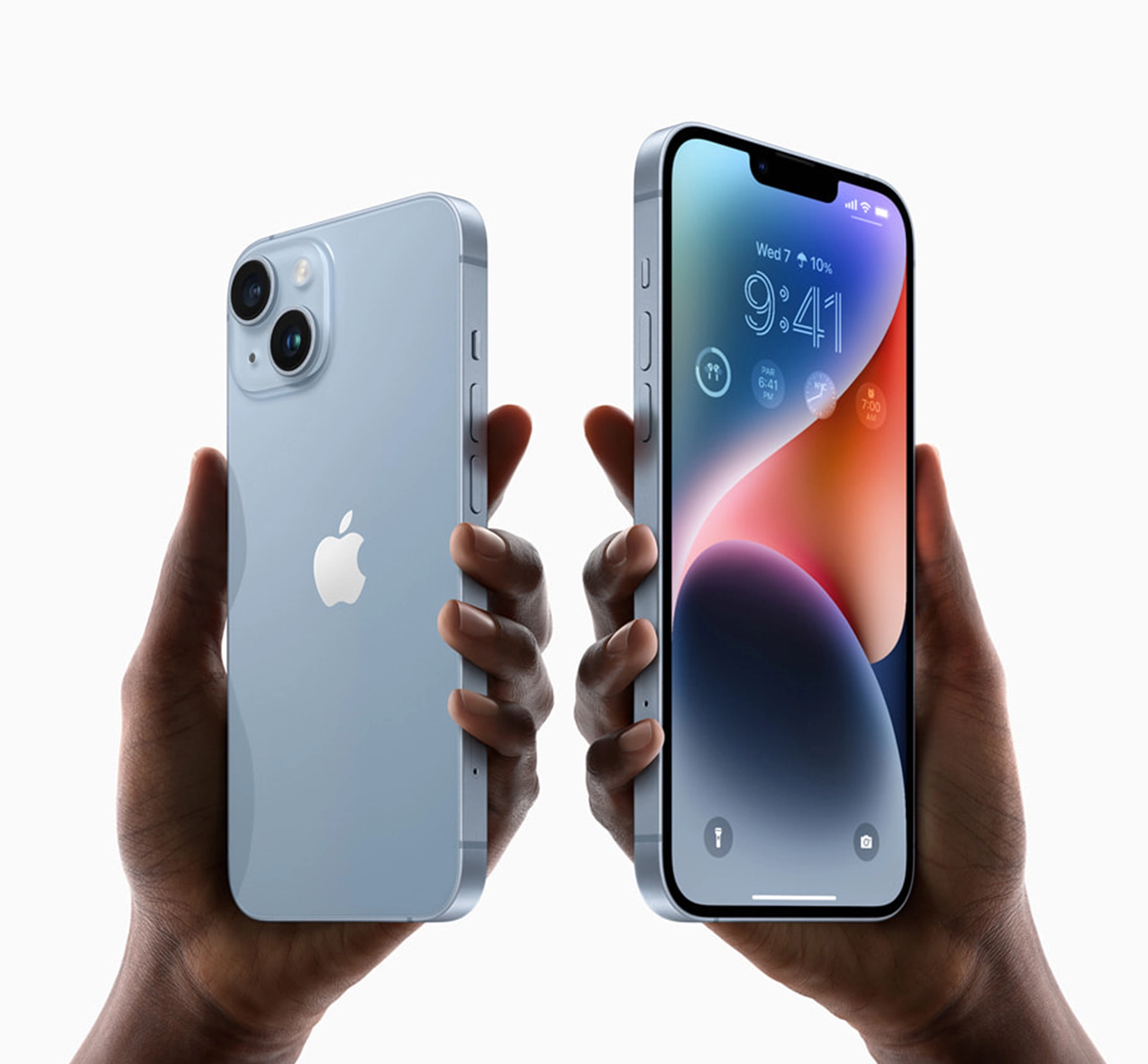 front and back of iphones in hand