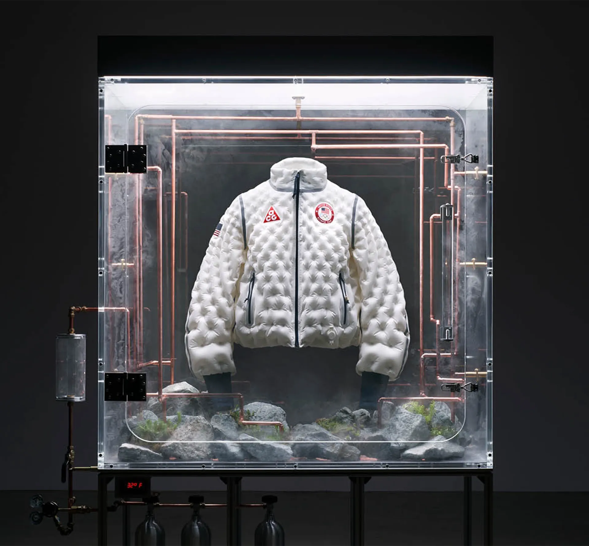 Air filled puffer jacket in a case
